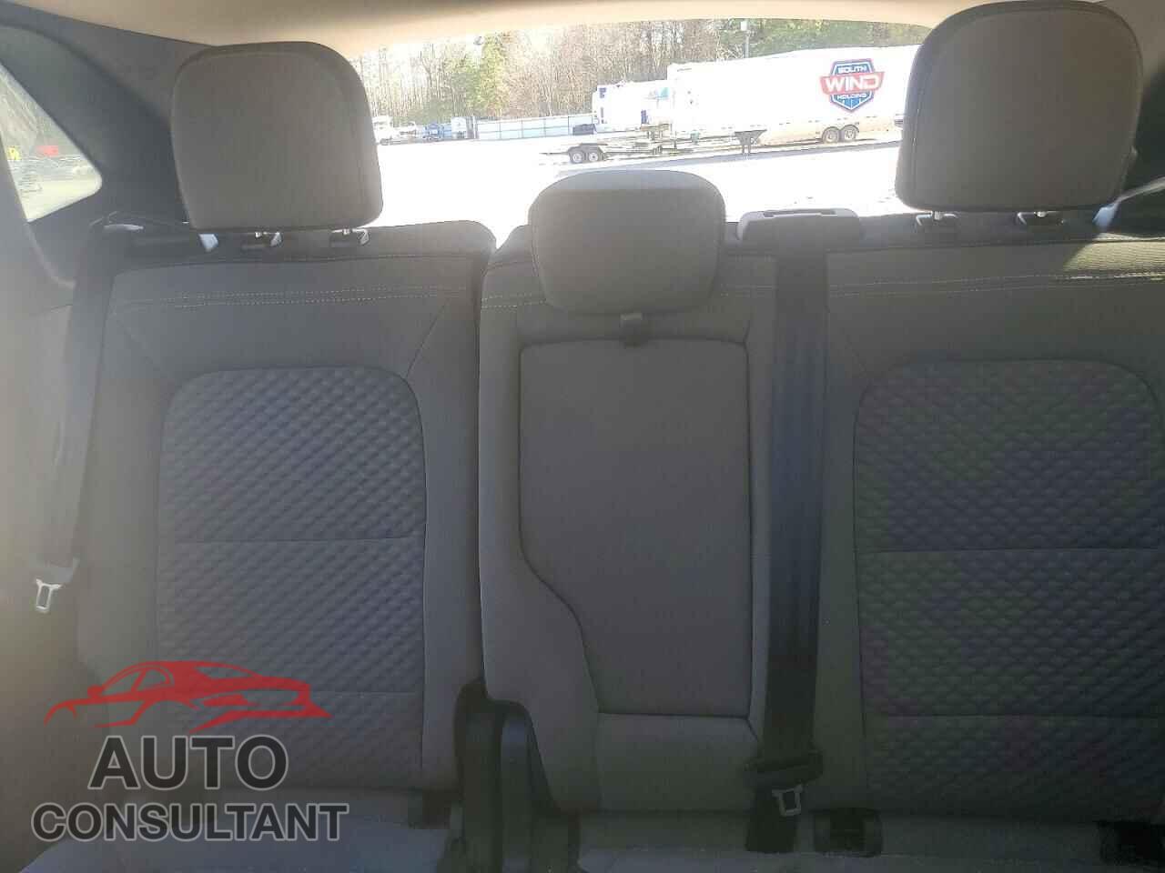 FORD ESCAPE 2020 - 1FMCU9G63LUA19957
