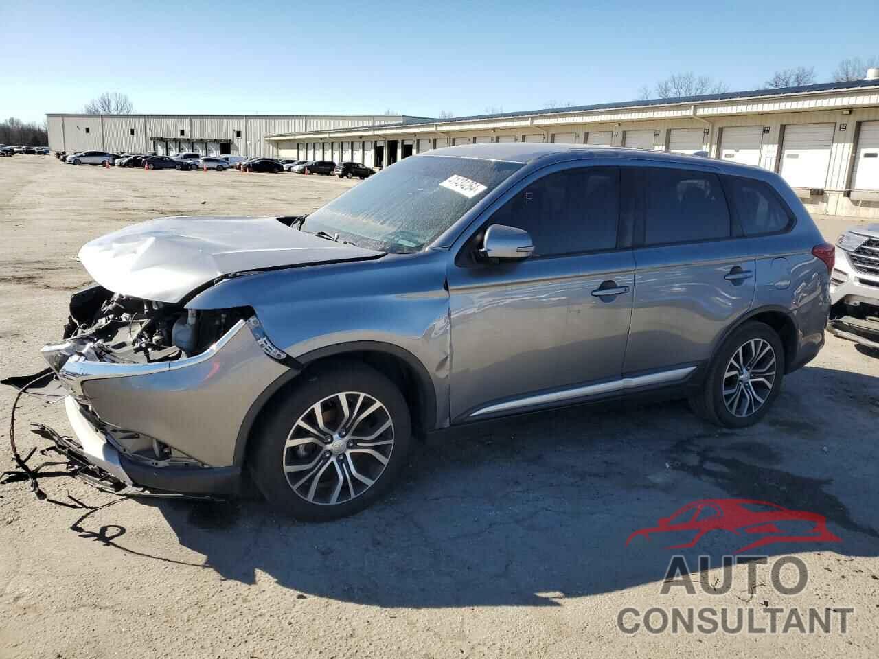 MITSUBISHI OUTLANDER 2018 - JA4AD3A30JZ054618