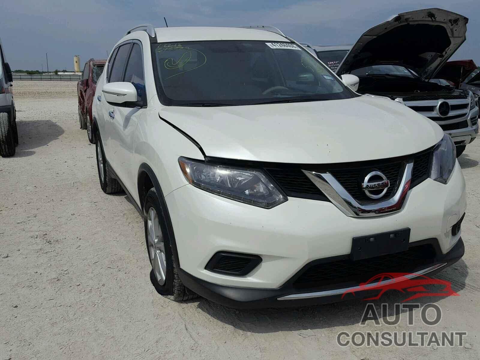 NISSAN ROGUE S 2015 - KNMAT2MT4FP573754