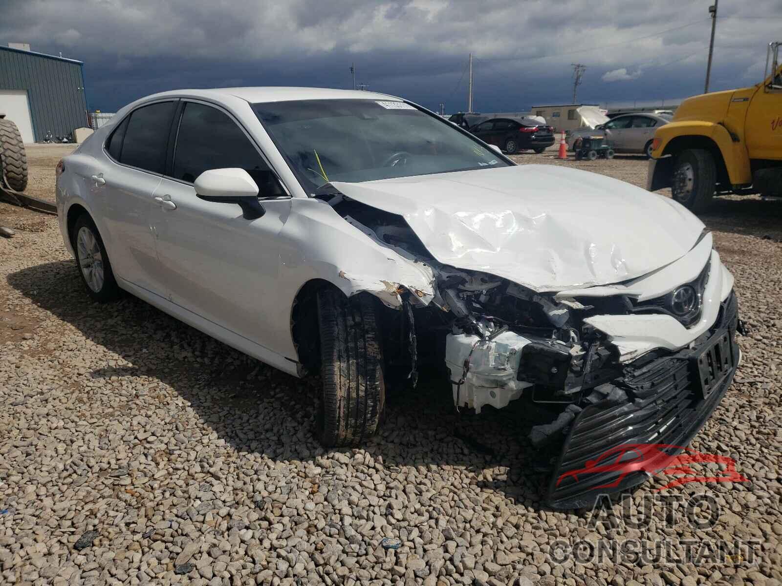TOYOTA CAMRY 2018 - JTNB11HK0J3068442