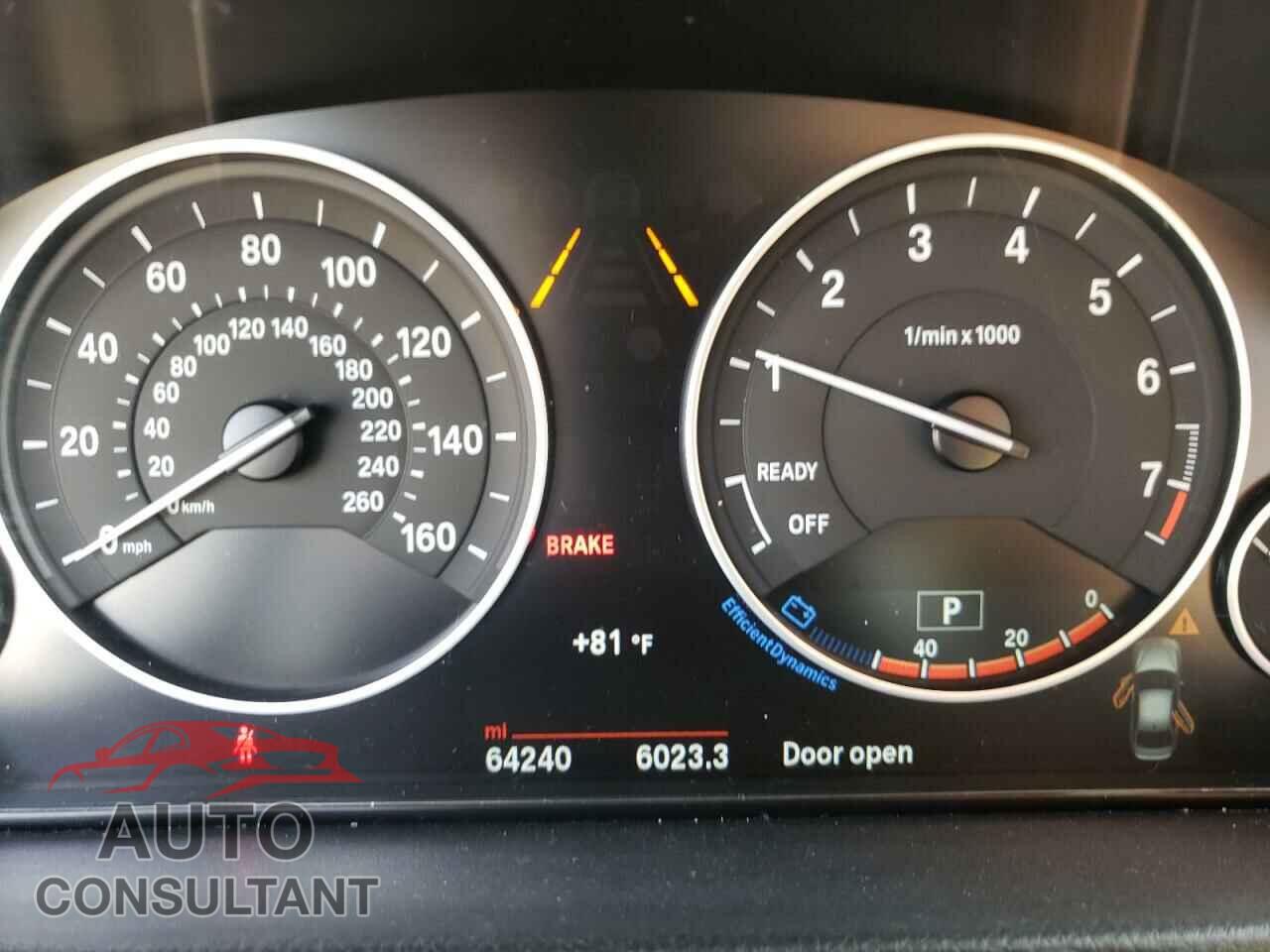 BMW 3 SERIES 2016 - WBA8E9G58GNU28001