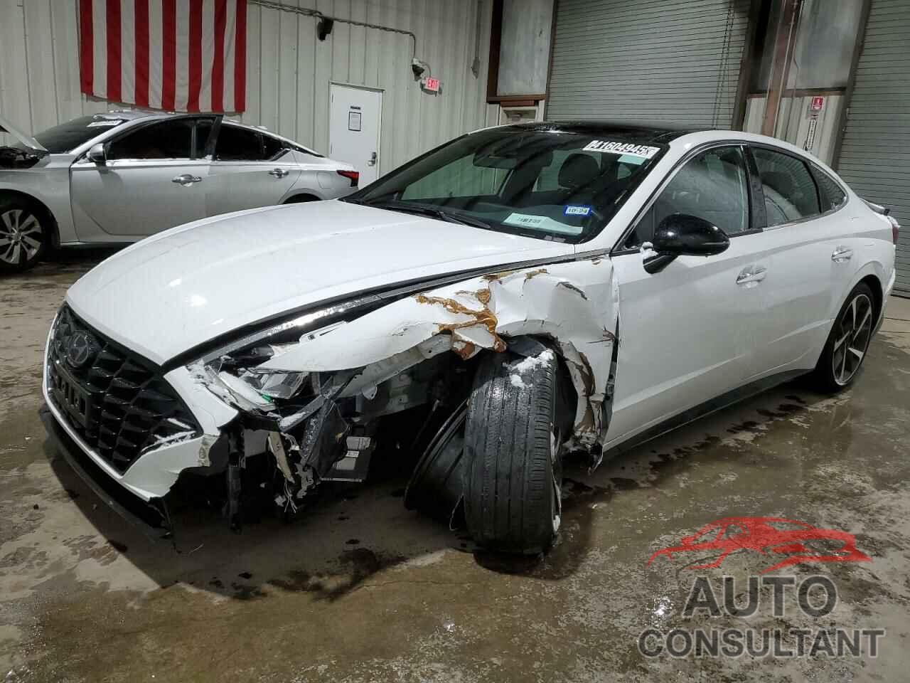 HYUNDAI SONATA 2023 - KMHL44J22PA275295