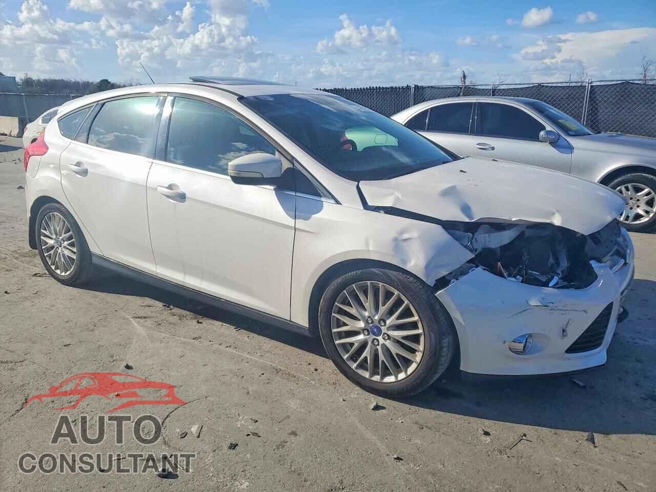 FORD FOCUS 2012 - 1FAHP3M24CL293230