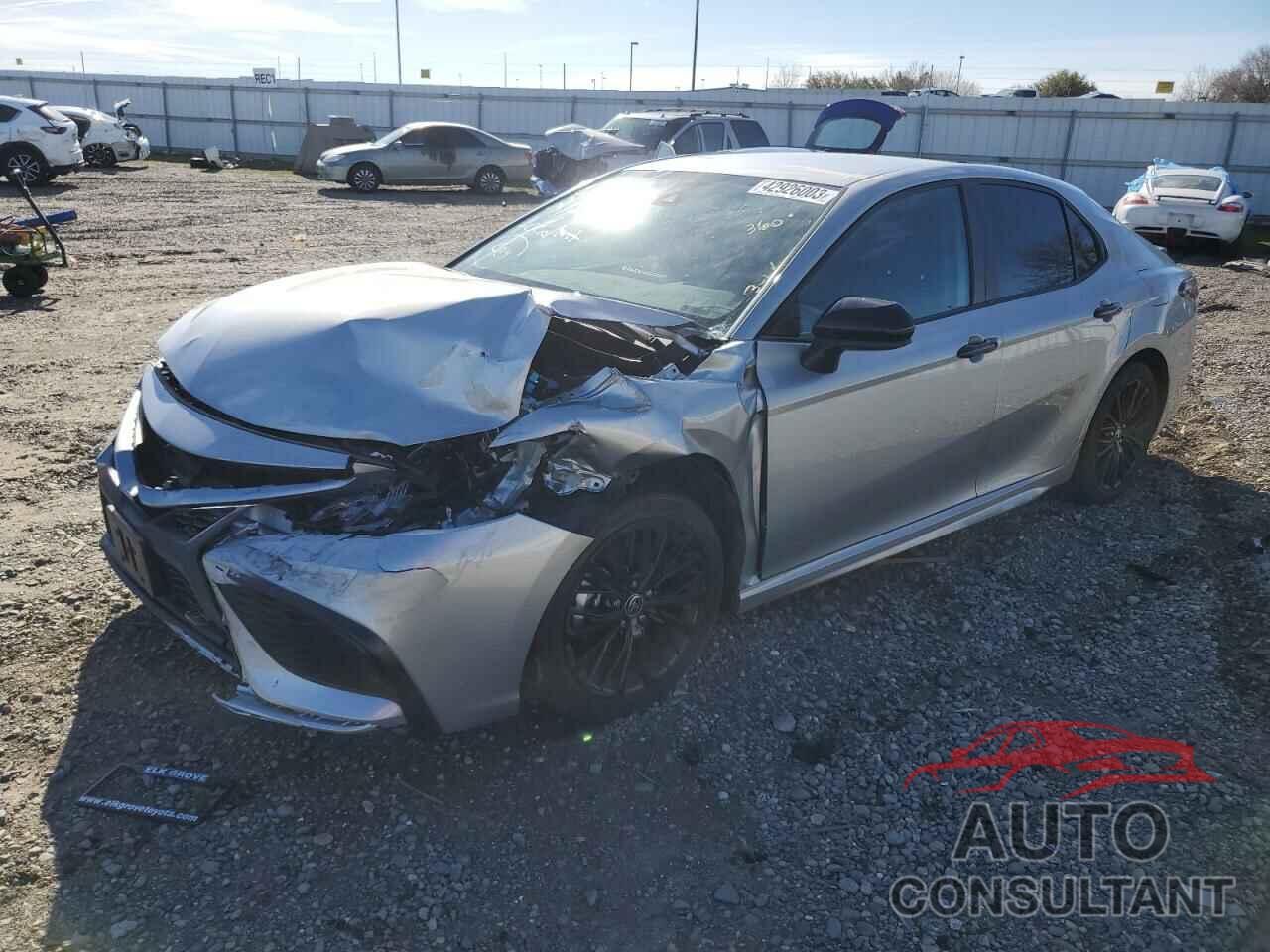 TOYOTA CAMRY 2021 - 4T1G11AK4MU496206