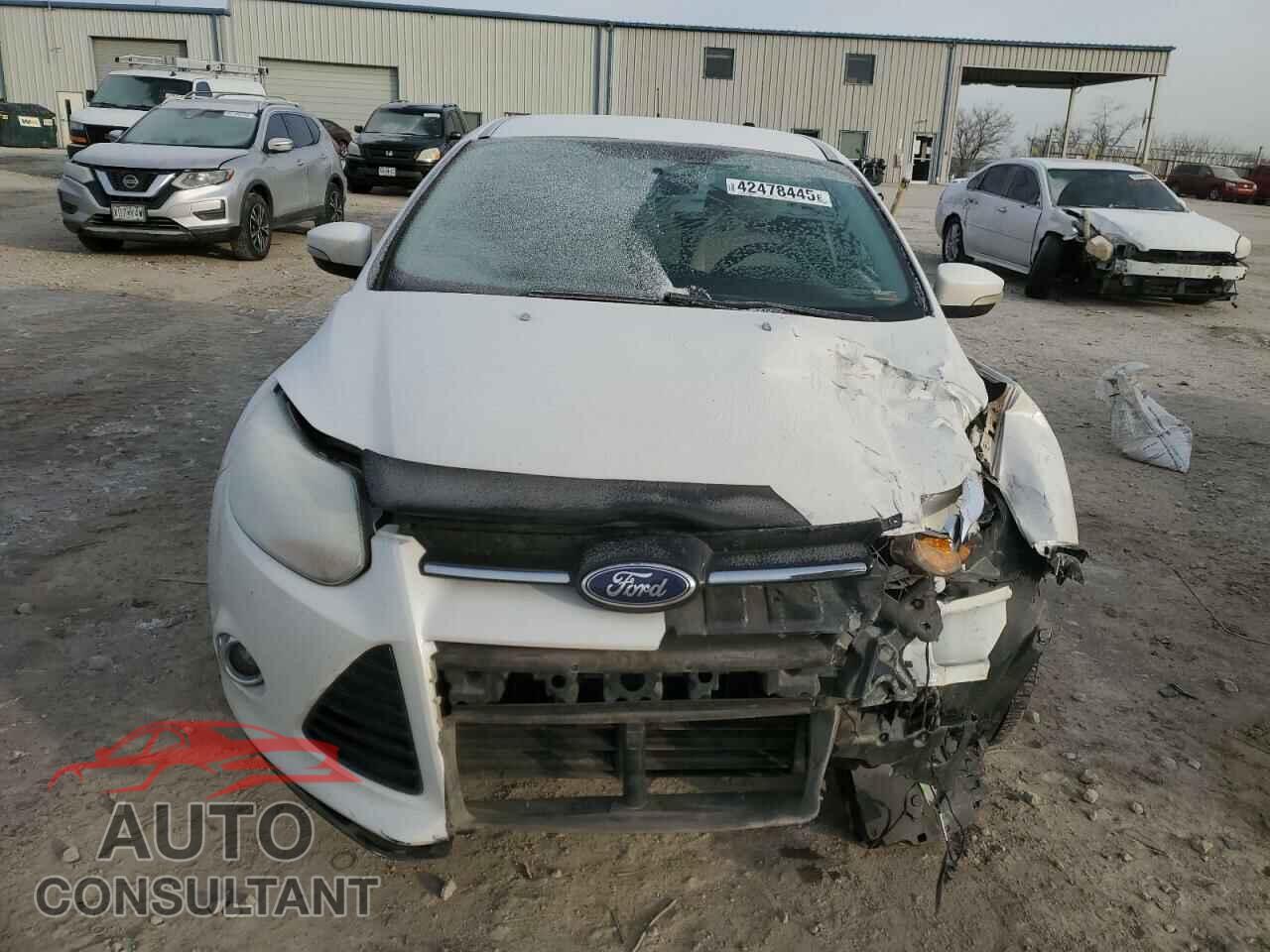 FORD FOCUS 2012 - 1FAHP3M26CL347188