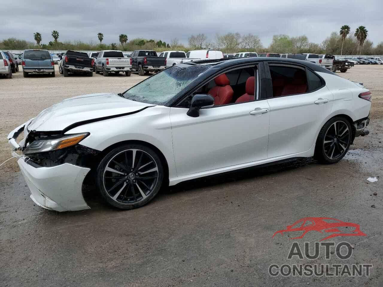 TOYOTA CAMRY 2019 - 4T1B61HK3KU271774