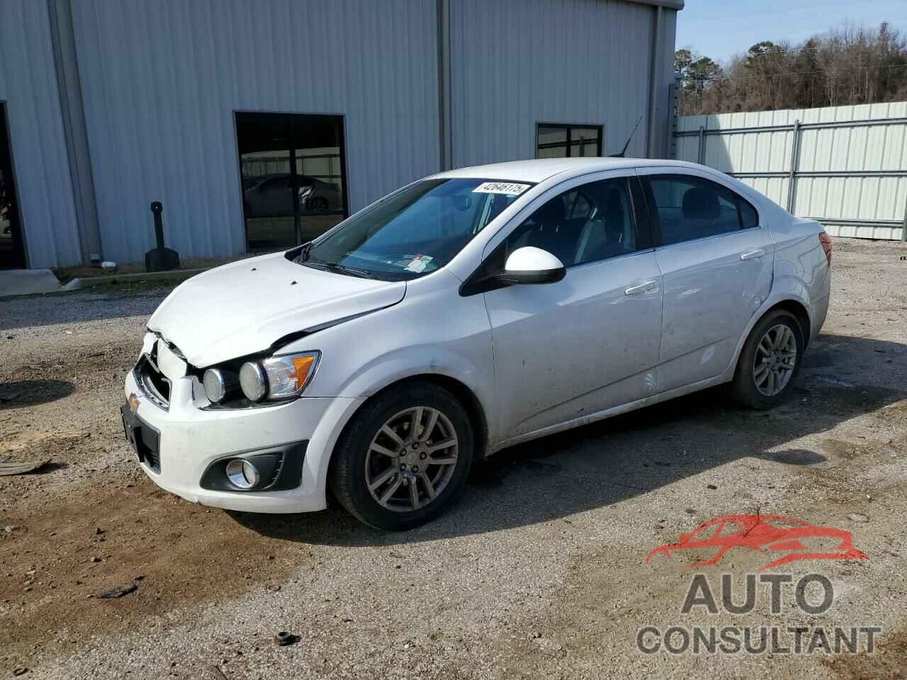 CHEVROLET SONIC 2012 - 1G1JC5SH1C4121377