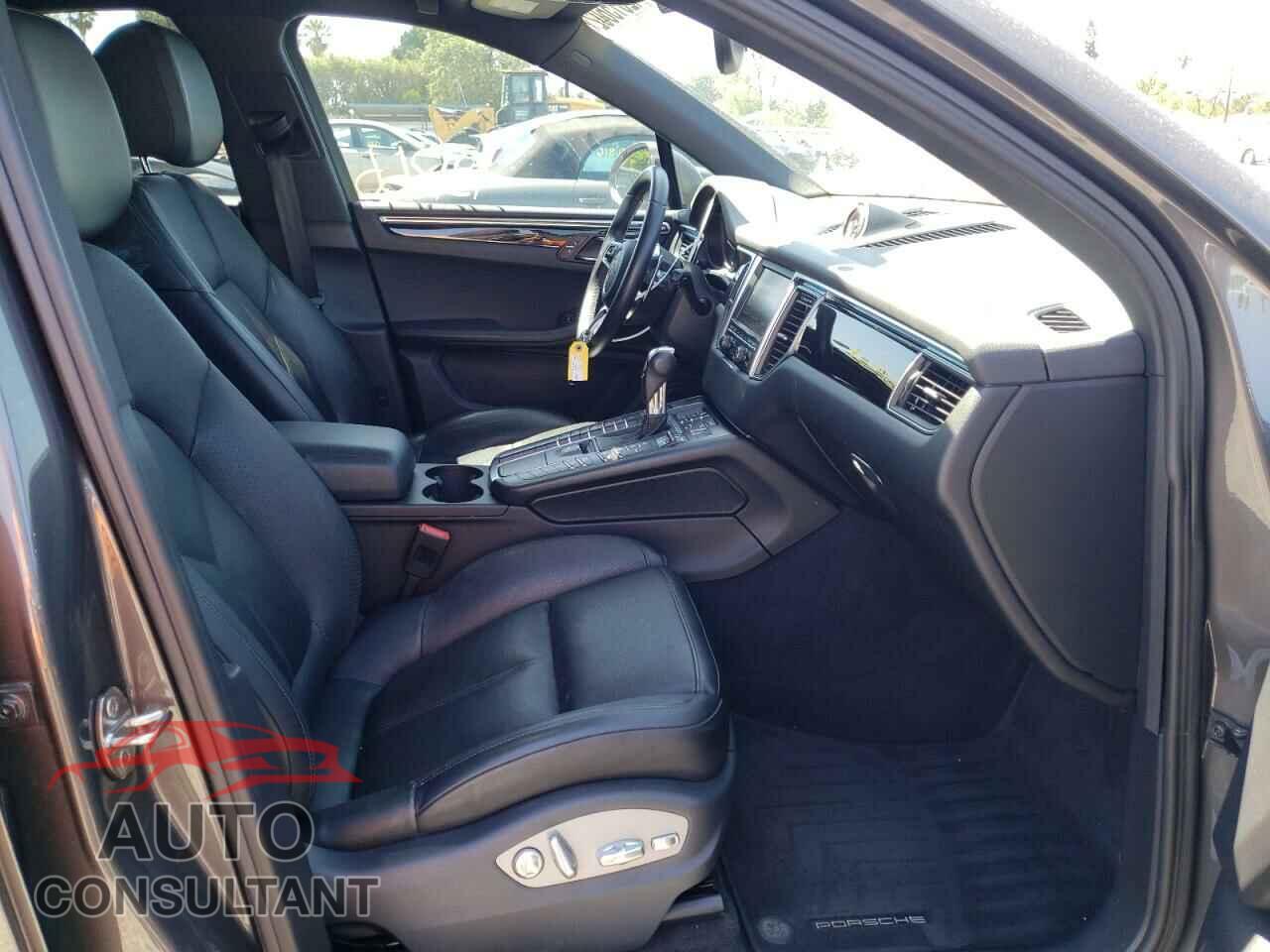 PORSCHE MACAN 2016 - WP1AB2A5XGLB53321