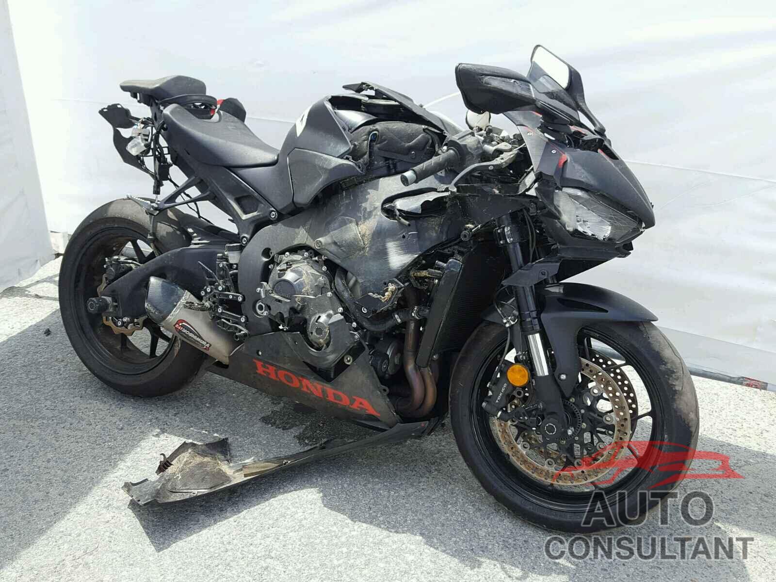 HONDA CBR1000 RR 2017 - JH2SC7704HK001027