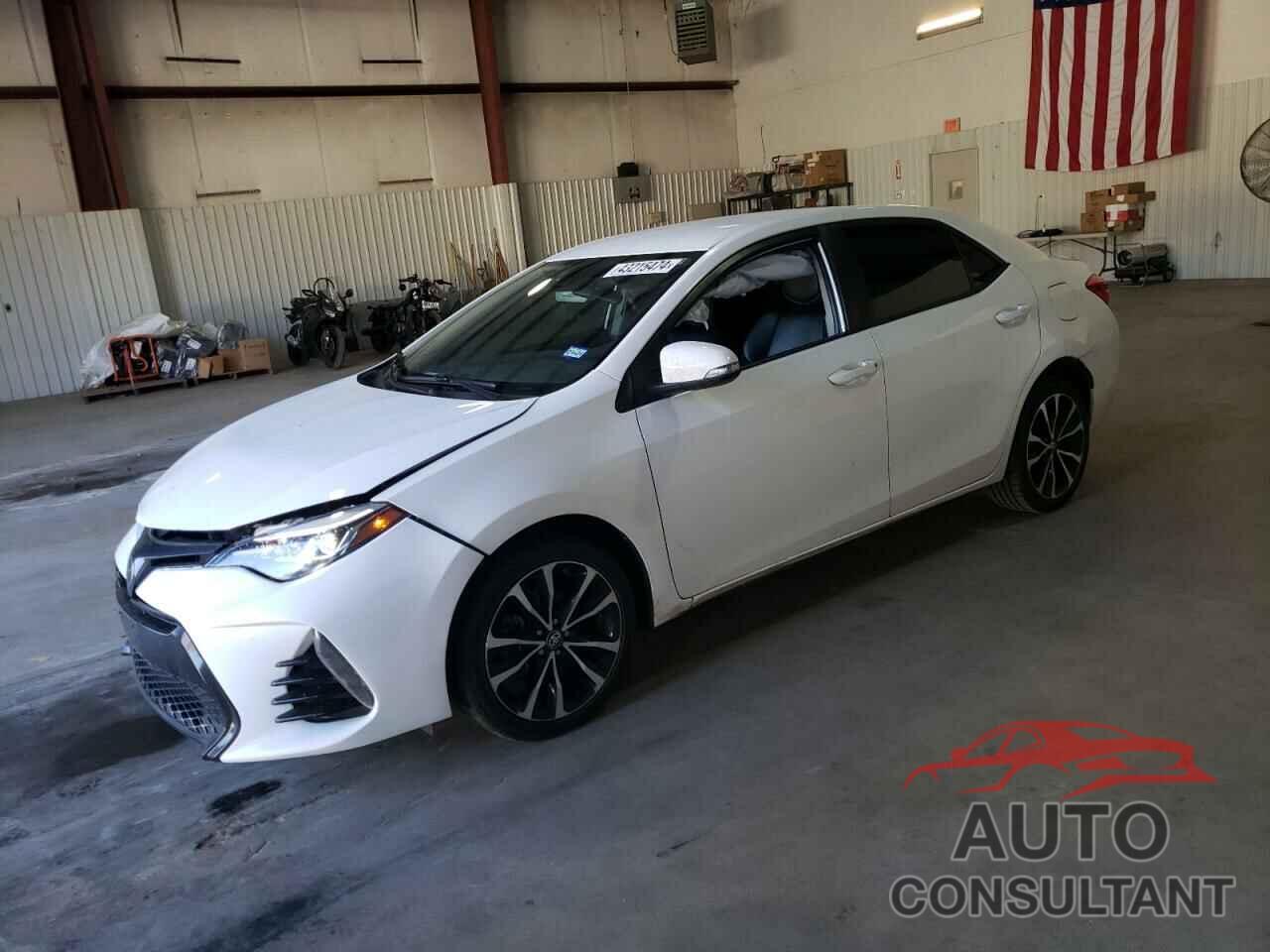 TOYOTA COROLLA 2017 - 5YFBURHE2HP579057