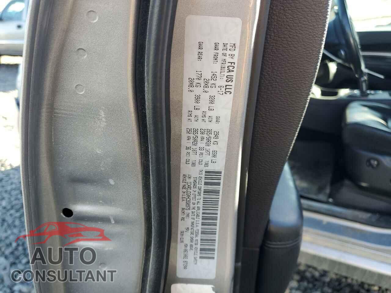 DODGE DURANGO 2017 - 1C4RDJDGXHC930975