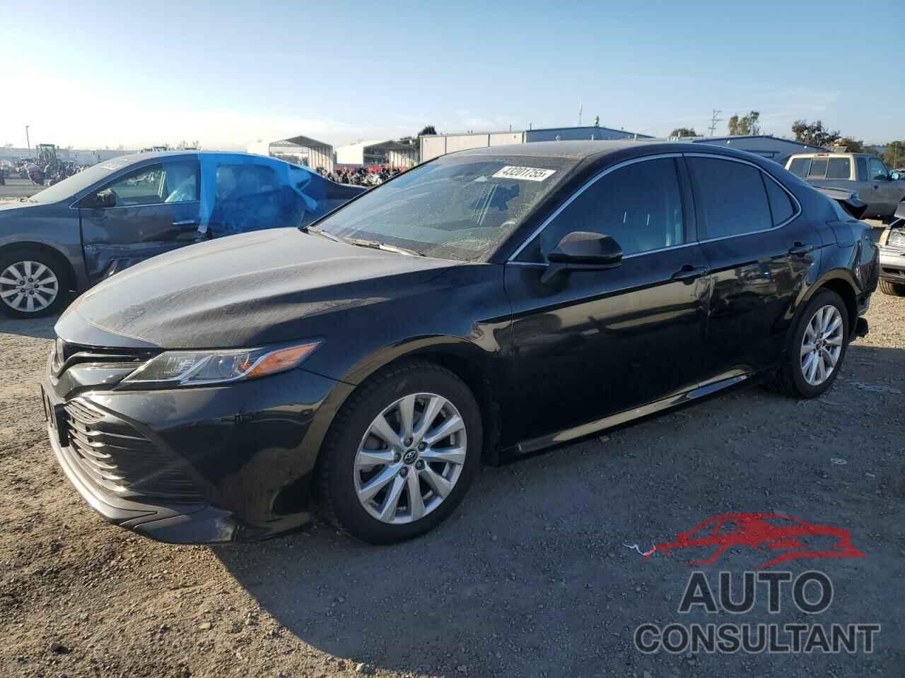 TOYOTA CAMRY 2018 - JTNB11HK5J3041012
