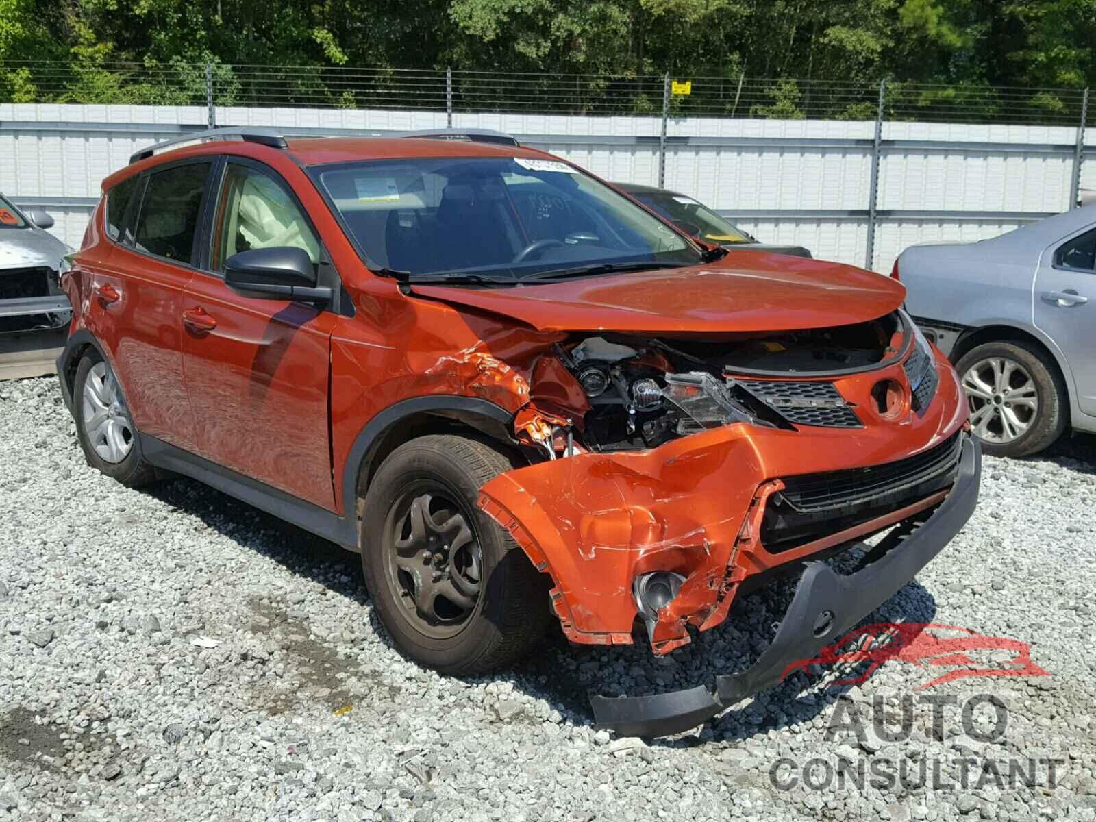 TOYOTA RAV4 LE 2015 - JTMZFREV8FJ045253