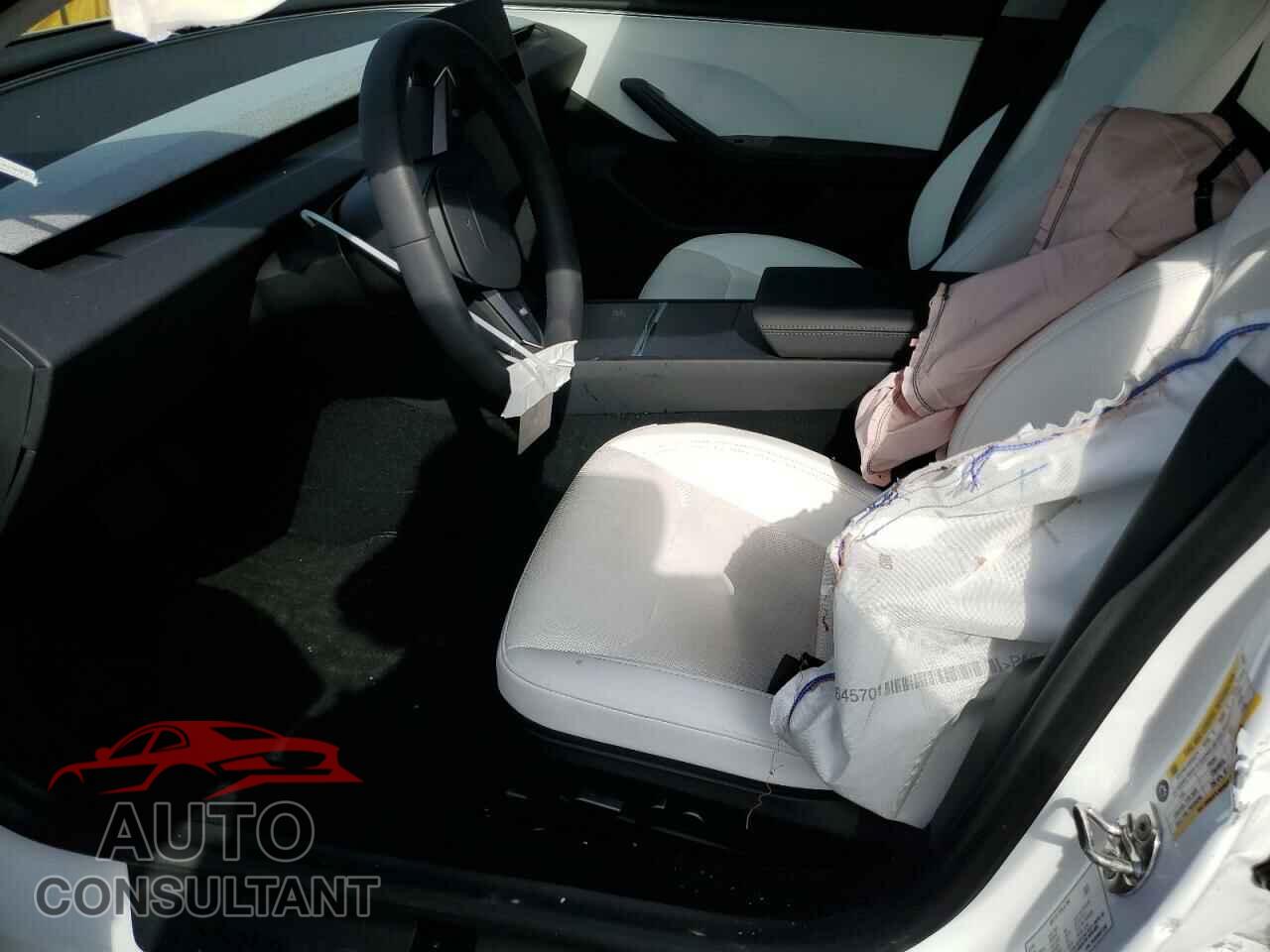 TESLA MODEL 3 2024 - 5YJ3E1EA4RF812230