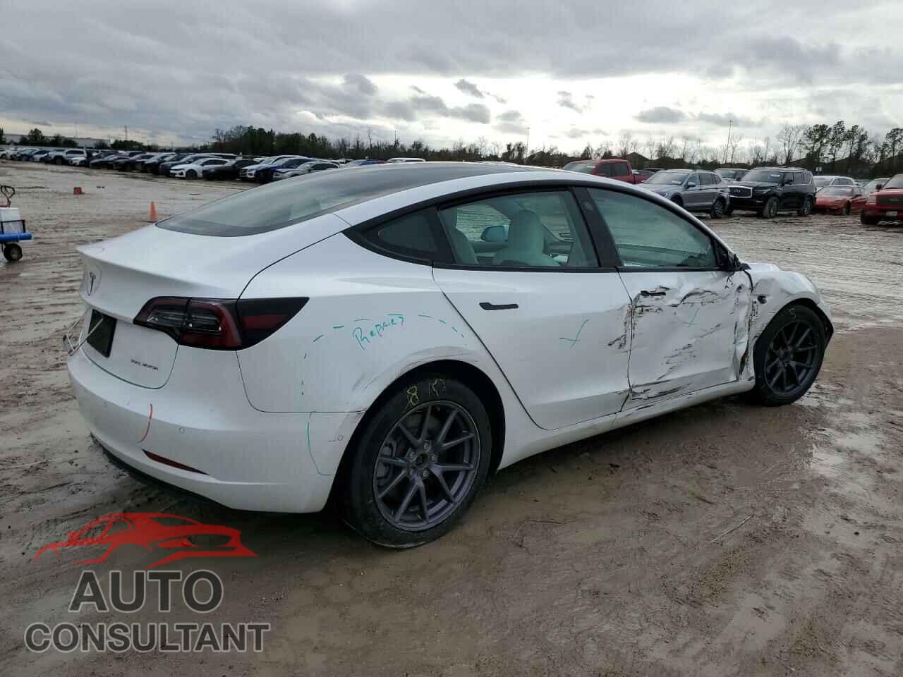 TESLA MODEL 3 2022 - 5YJ3E1EB9NF167318