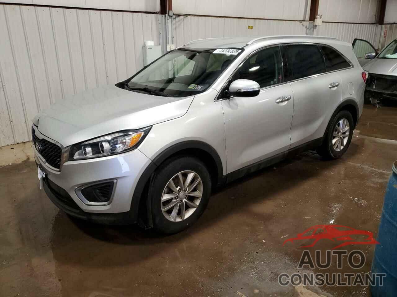 KIA SORENTO 2017 - 5XYPG4A3XHG265816