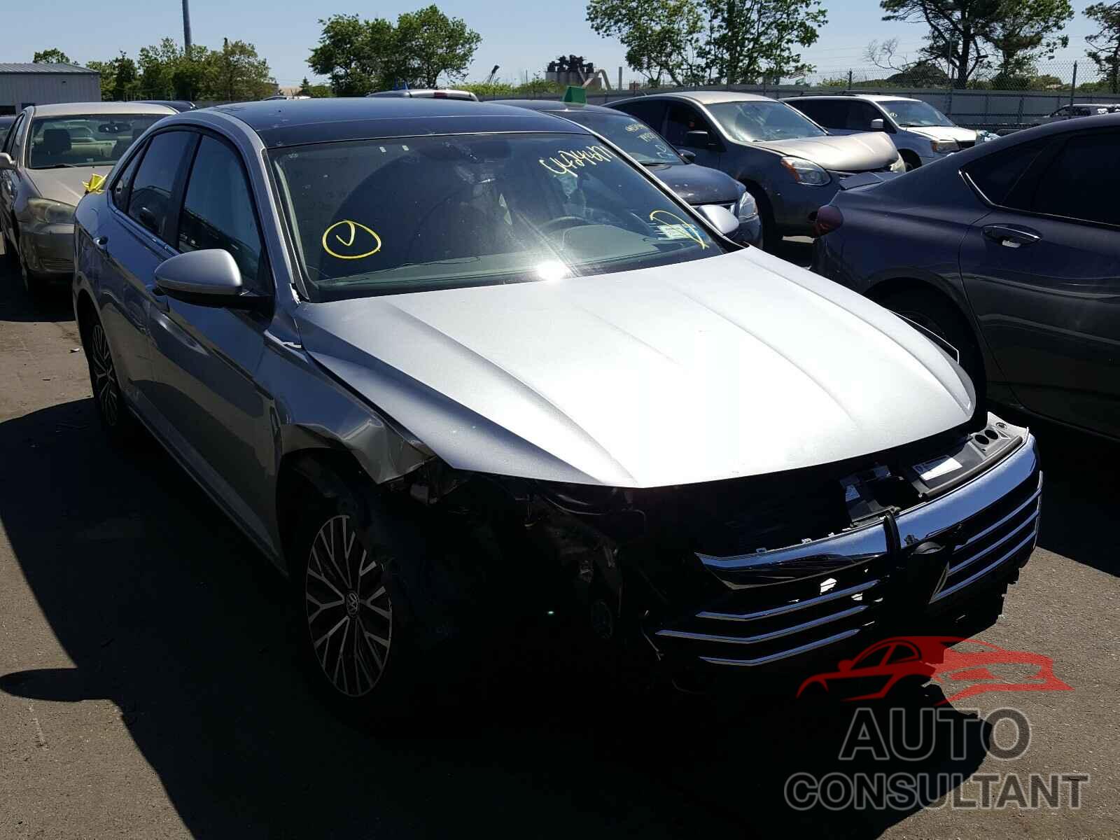 VOLKSWAGEN JETTA 2019 - 3VWC57BU7KM241543