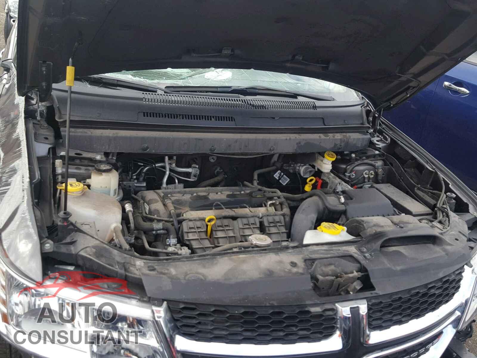 DODGE JOURNEY SE 2017 - 3C4PDCAB2HT524365
