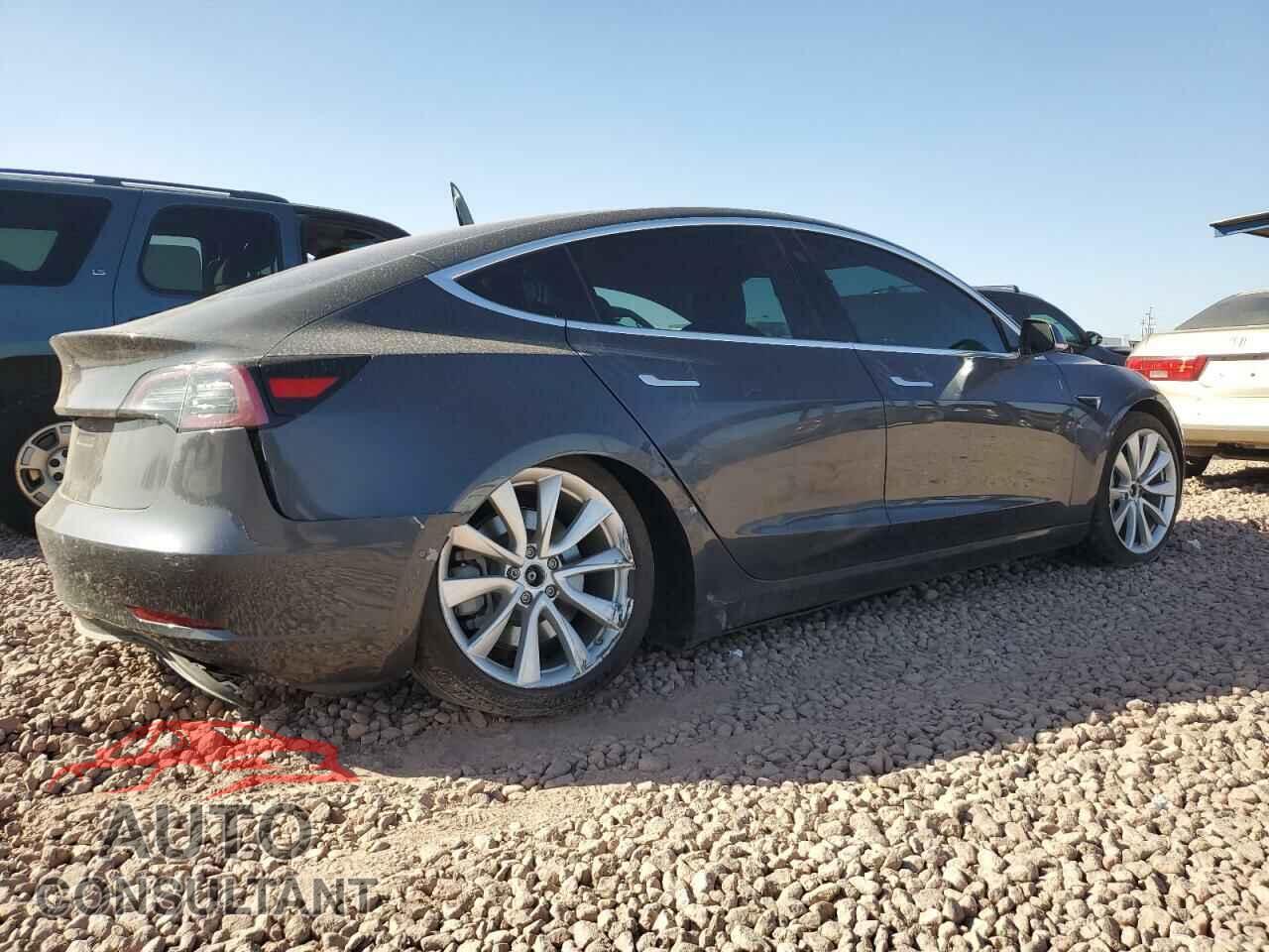 TESLA MODEL 3 2018 - 5YJ3E1EA8JF042442