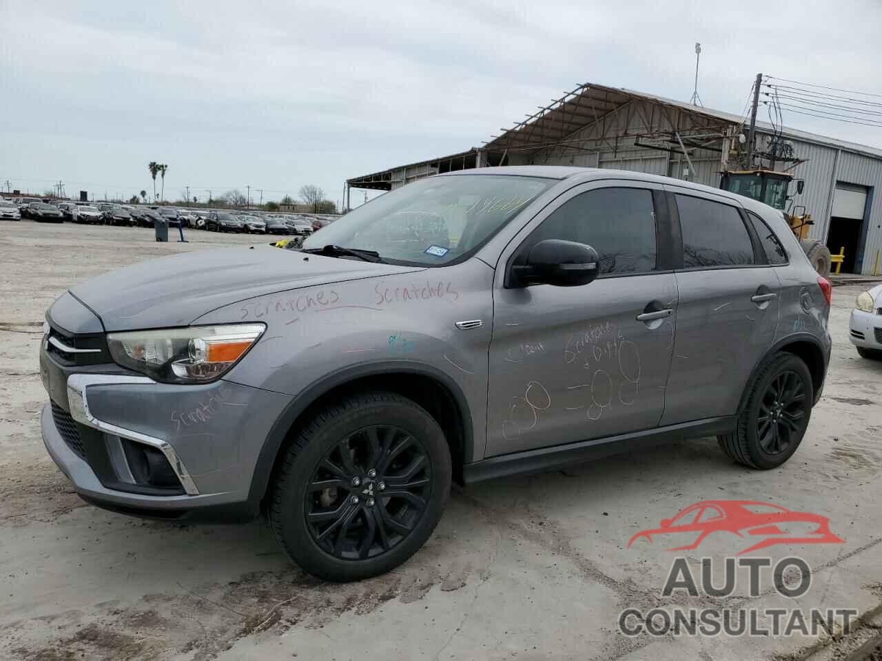 MITSUBISHI OUTLANDER 2018 - JA4AP3AU8JU013571