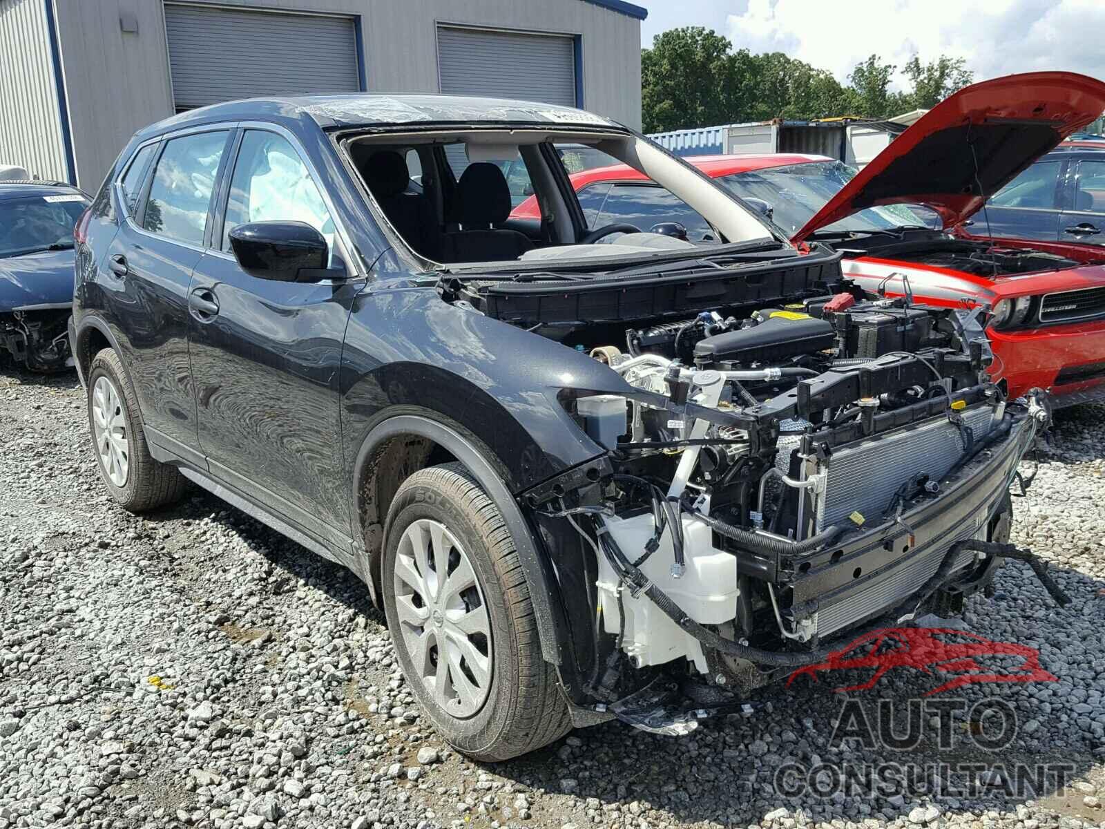 NISSAN ROGUE S 2018 - KNMAT2MT2JP556542