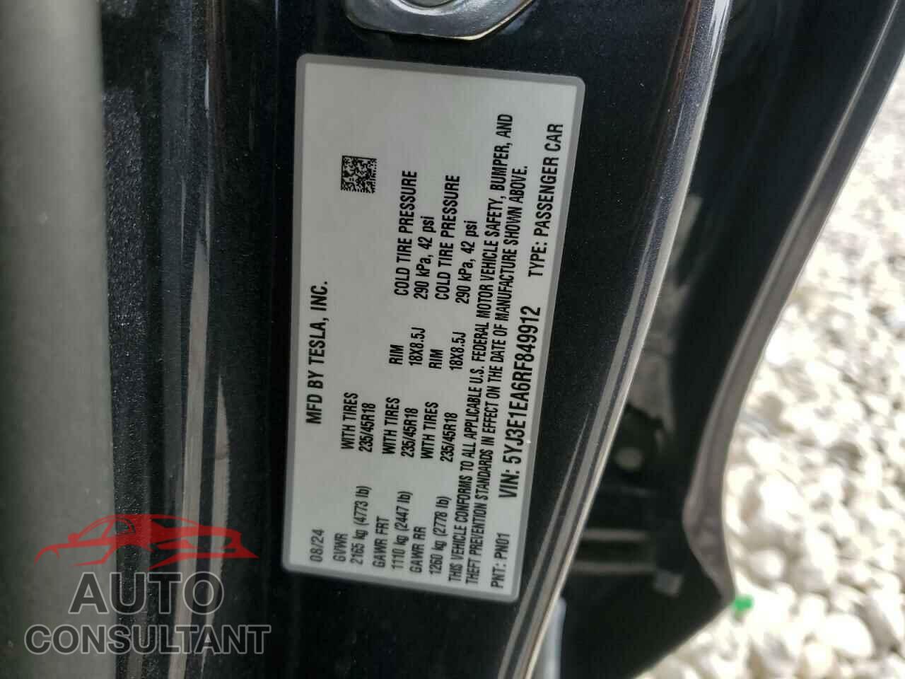 TESLA MODEL 3 2024 - 5YJ3E1EA6RF849912