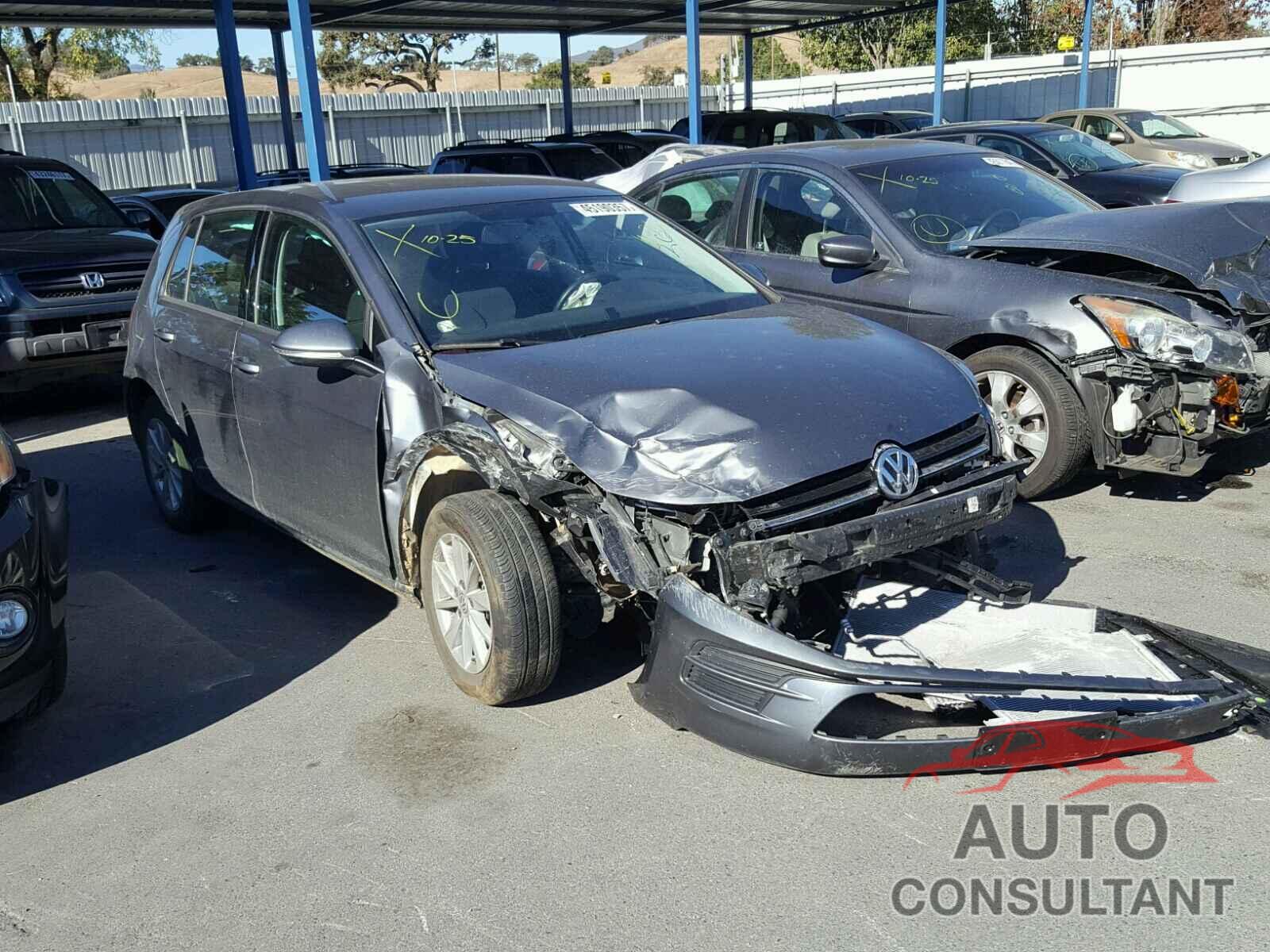 VOLKSWAGEN GOLF 2017 - 3VW217AU5HM014952