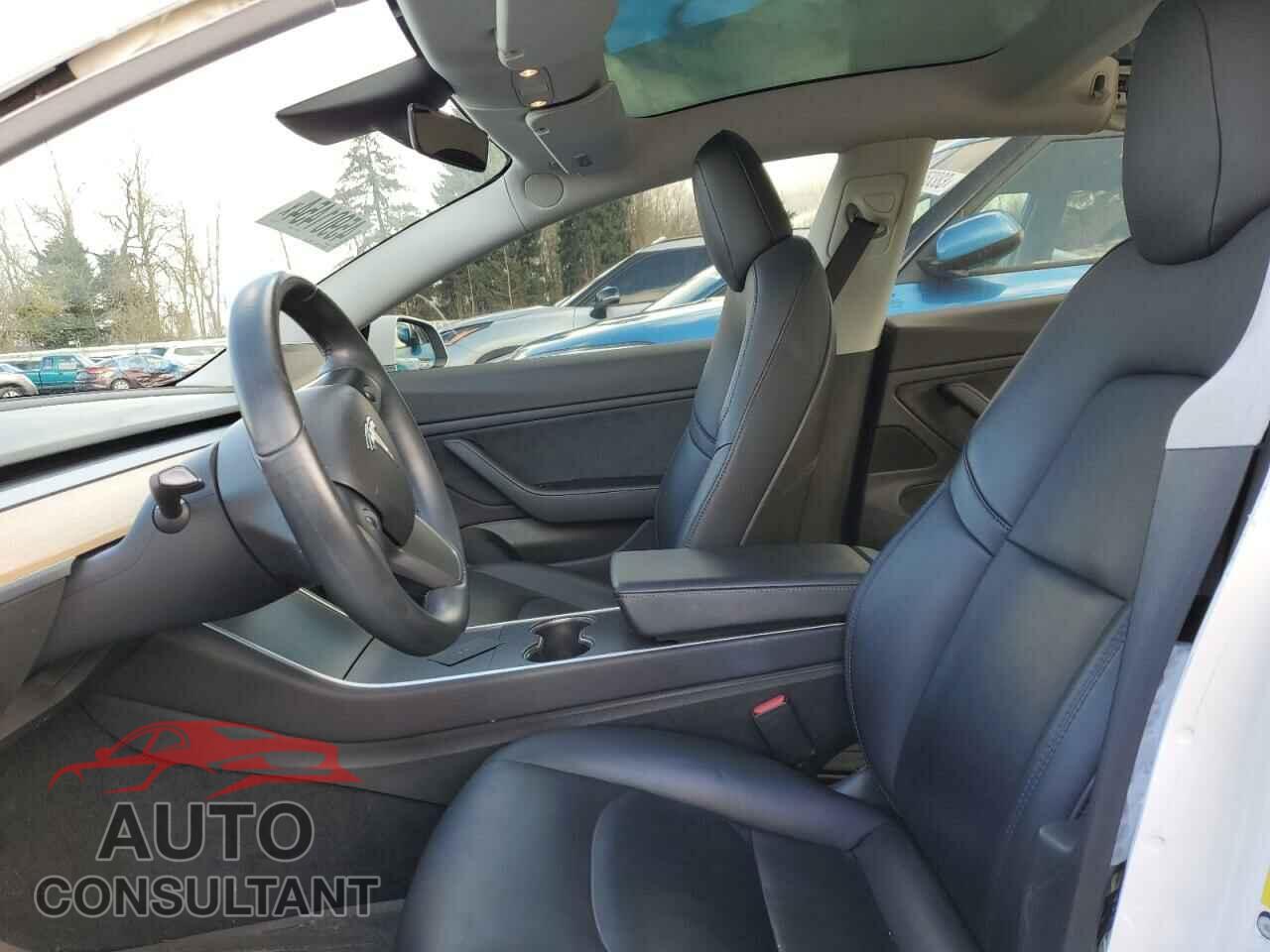 TESLA MODEL 3 2018 - 5YJ3E1EA1JF005720