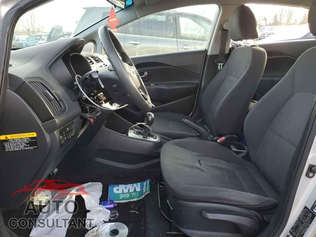 KIA RIO 2015 - KNADM4A39F6459827