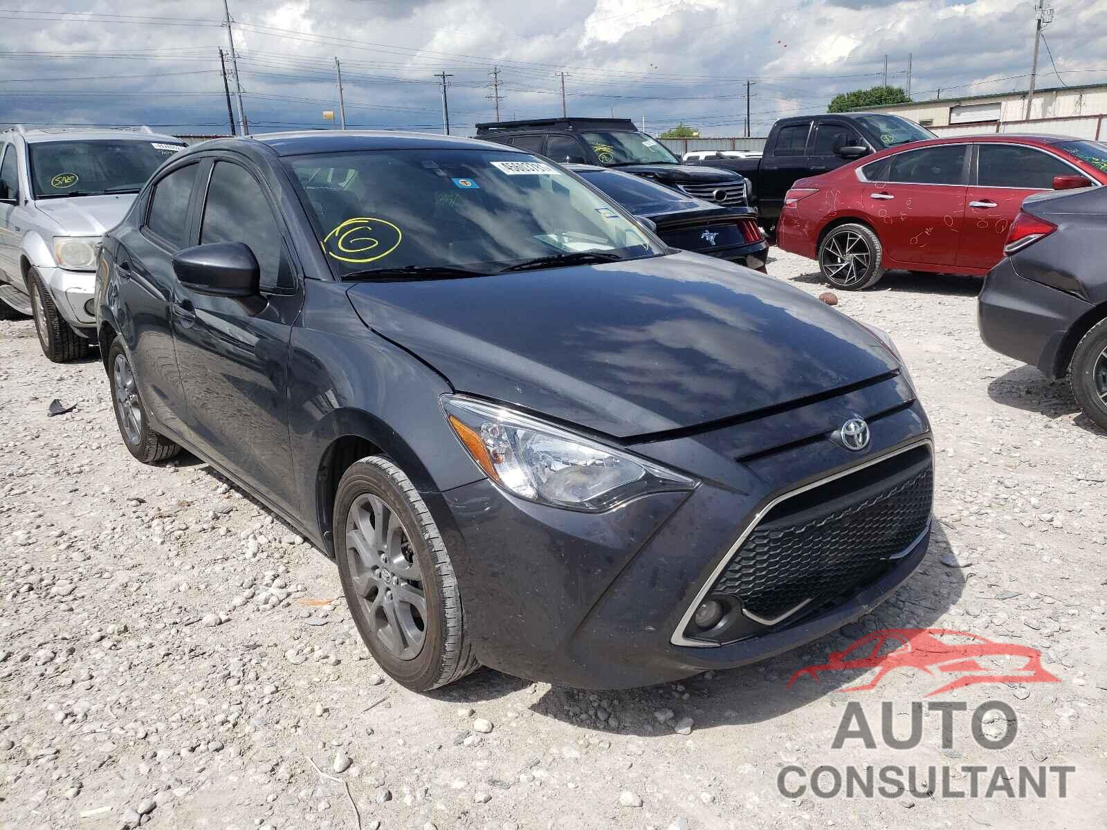 TOYOTA YARIS 2019 - 3MYDLBYV6KY528348
