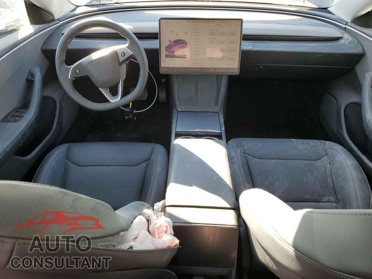 TESLA MODEL 3 2024 - 5YJ3E1EA3RF846062