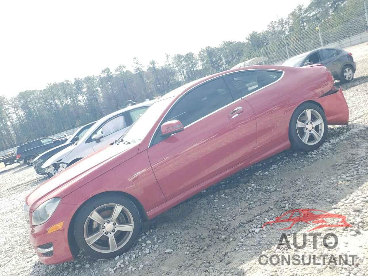 MERCEDES-BENZ C-CLASS 2013 - WDDGJ4HB6DG003917