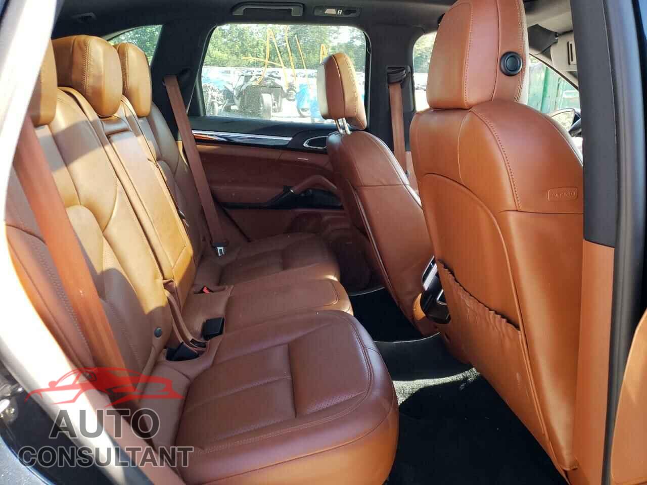 PORSCHE CAYENNE 2017 - WP1AB2A23HLA51723