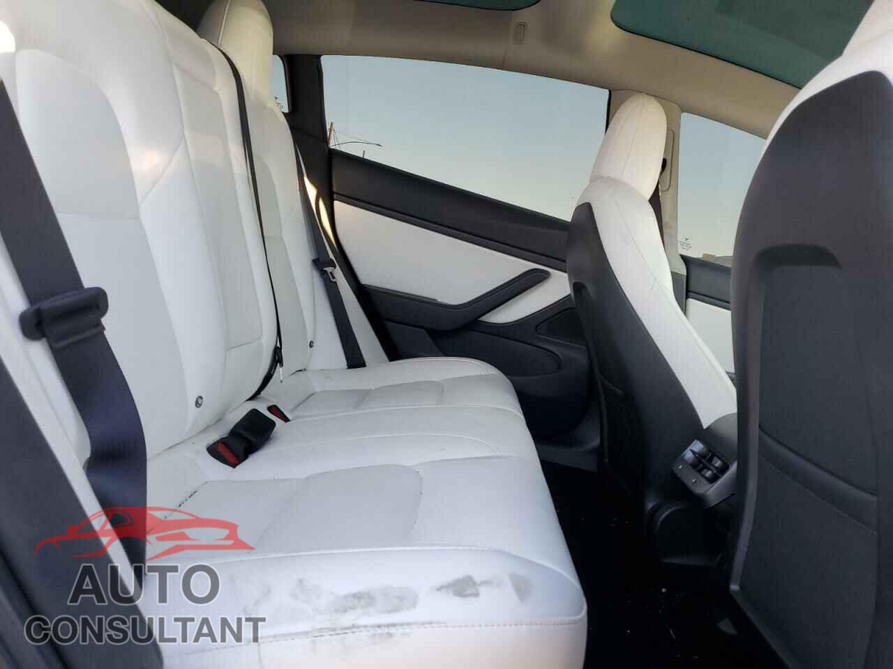 TESLA MODEL 3 2018 - 5YJ3E1EA1JF155696