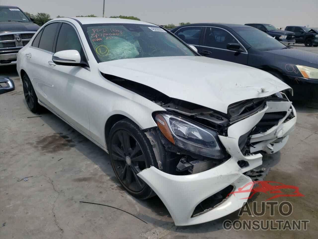 MERCEDES-BENZ C-CLASS 2016 - 55SWF4JB0GU124991