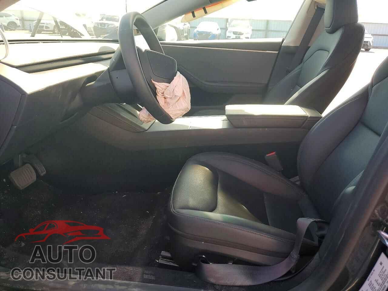 TESLA MODEL 3 2025 - 5YJ3E1EAXSF982839
