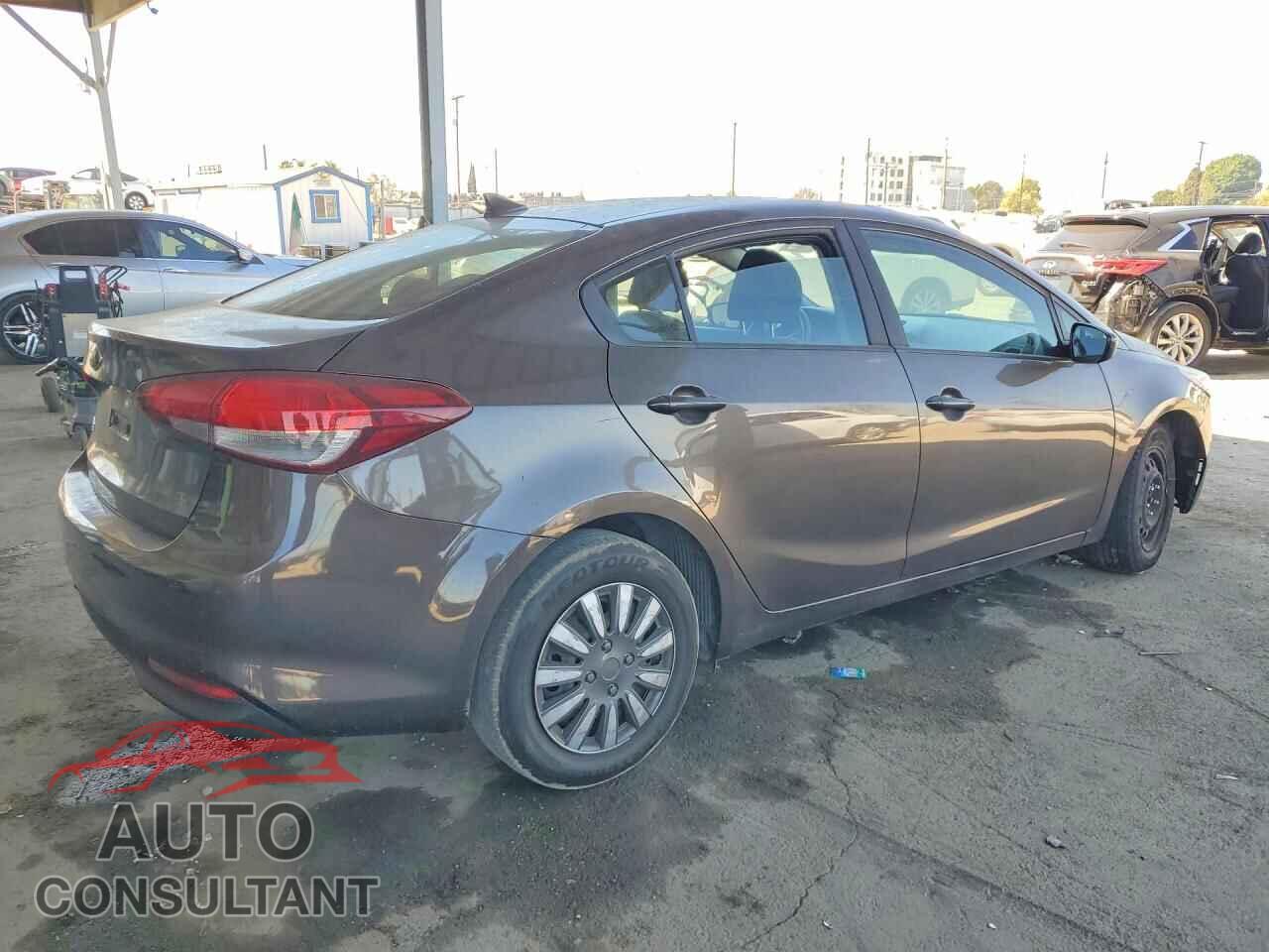 KIA FORTE 2017 - 3KPFK4A77HE006162