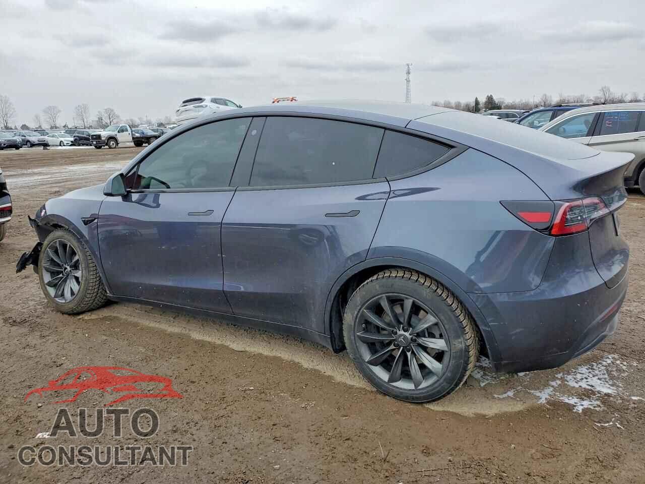 TESLA MODEL Y 2023 - LRWYGDFD7PC227191