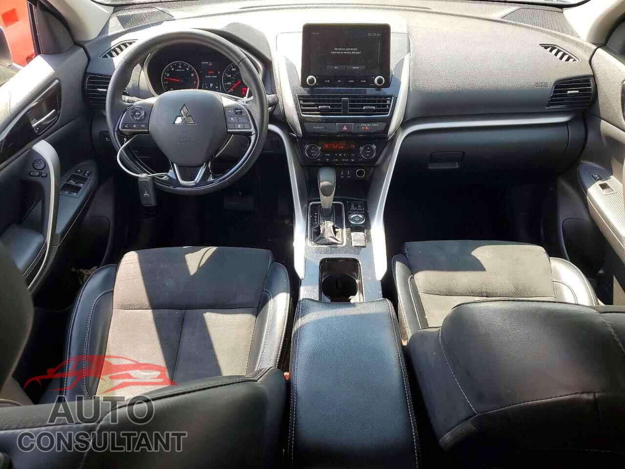 MITSUBISHI ECLIPSE 2024 - JA4ATWAA5RZ023279