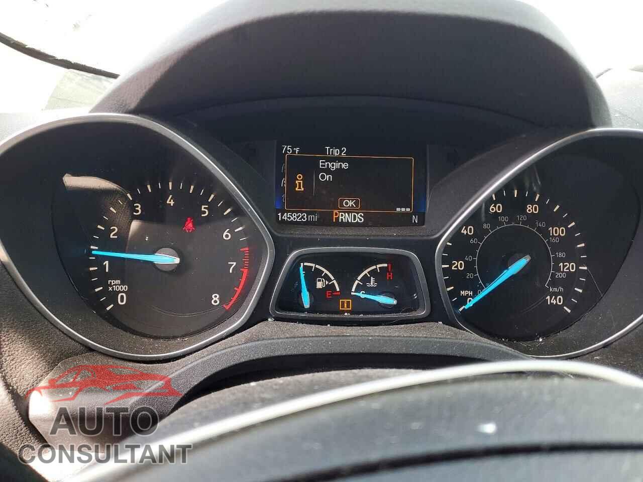FORD ESCAPE 2017 - 1FMCU0F74HUB87667