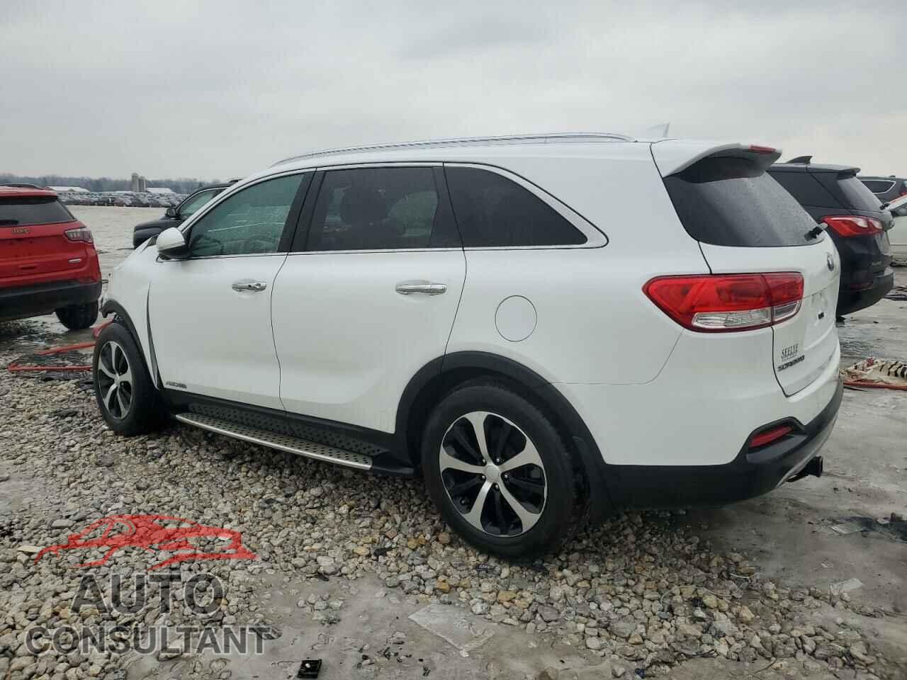 KIA SORENTO 2018 - 5XYPHDA55JG395331