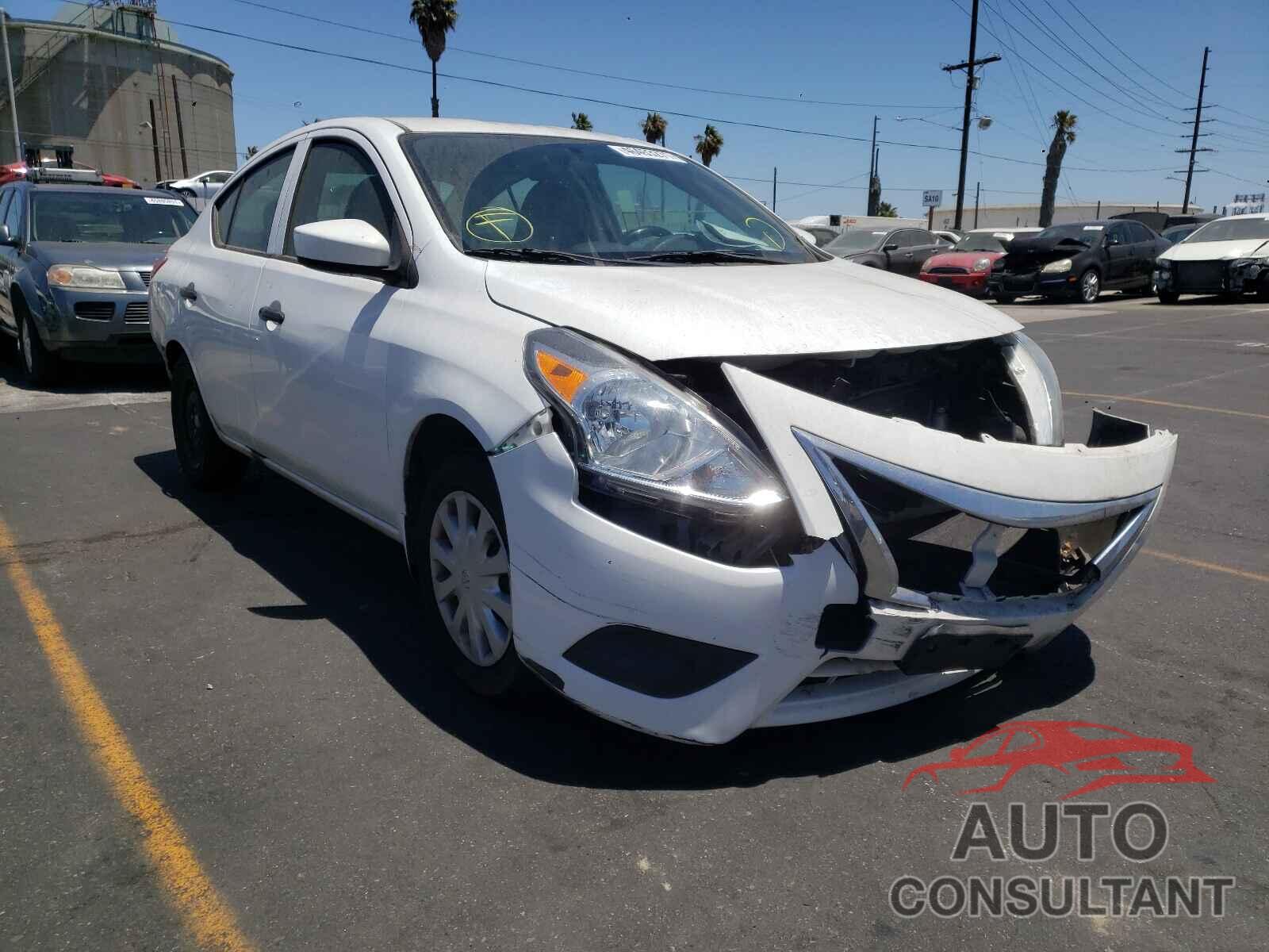 NISSAN VERSA 2017 - 3N1CN7AP3HL853268