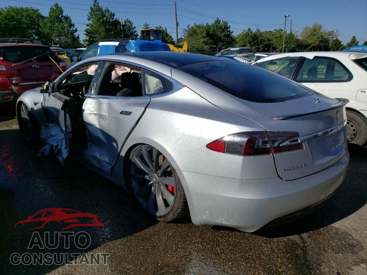 TESLA MODEL S 2017 - 5YJSA1E45HF200781