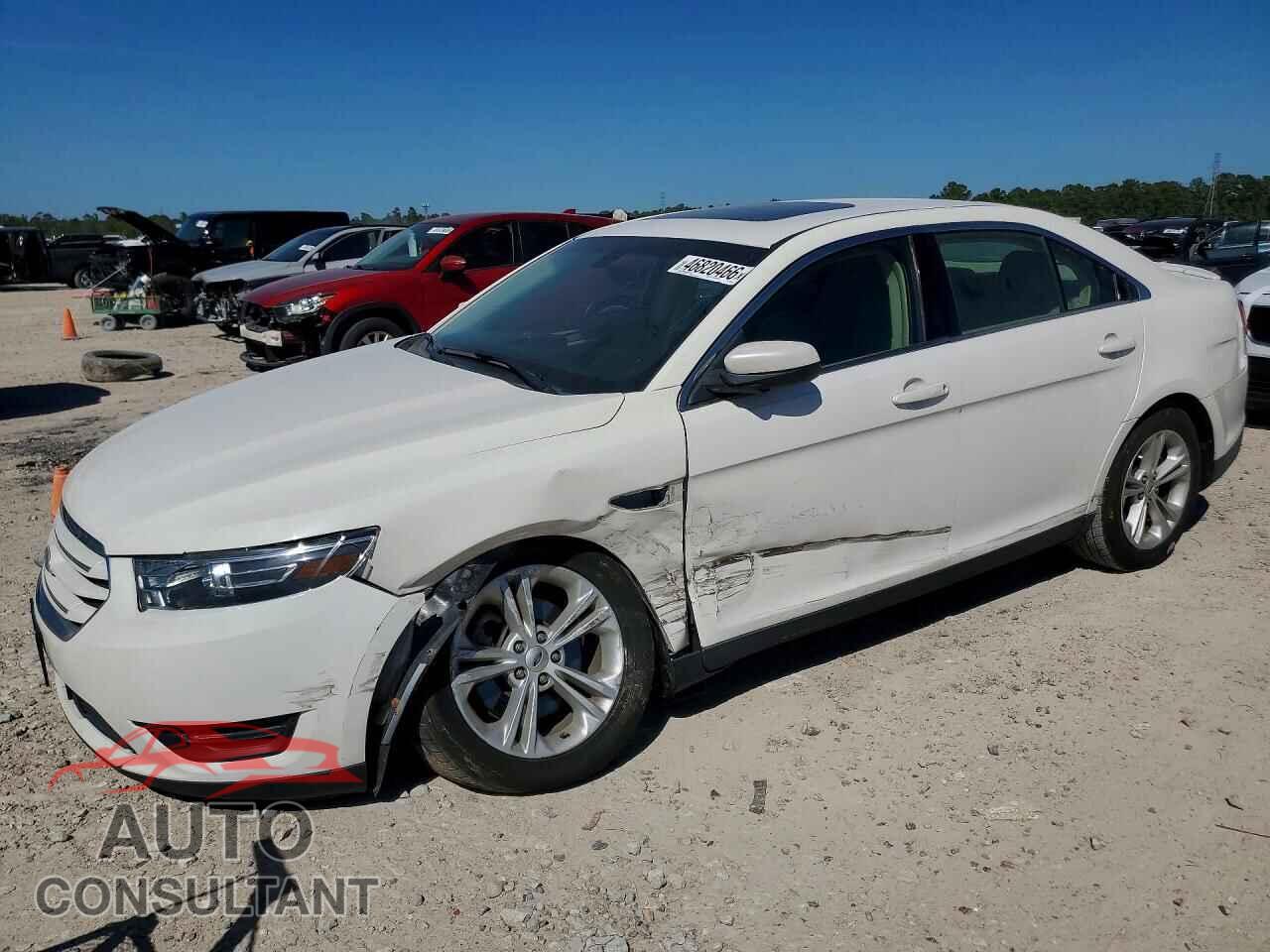 FORD TAURUS 2015 - 1FAHP2E83FG202197
