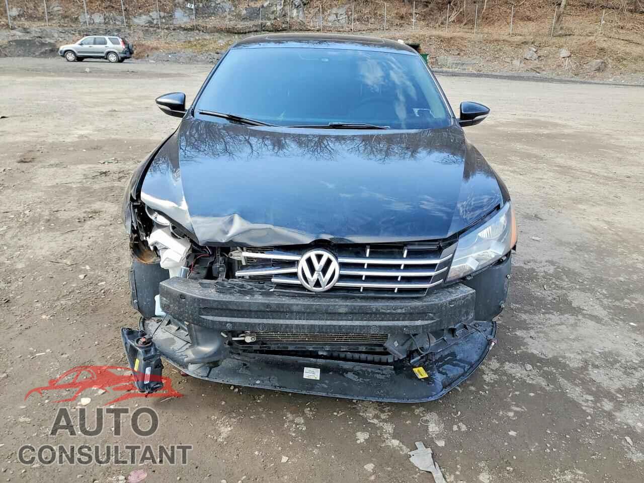 VOLKSWAGEN PASSAT 2012 - 1VWCP7A37CC088409