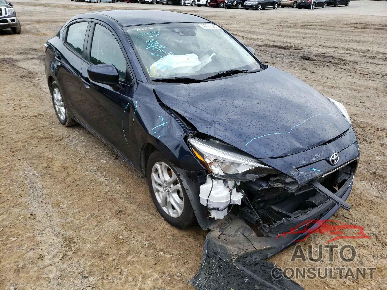 TOYOTA YARIS 2018 - 3MYDLBYV1JY313149