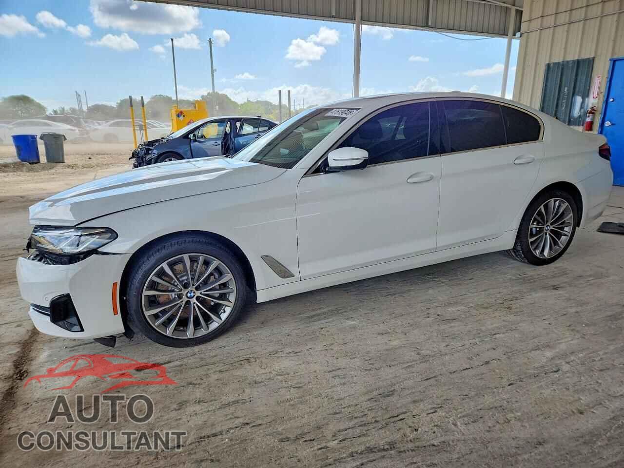 BMW 5 SERIES 2023 - WBA53BH07PCM01550