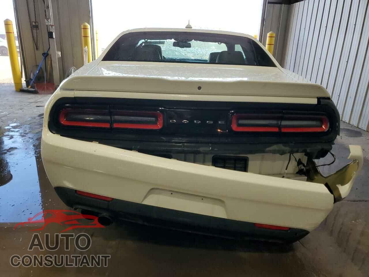 DODGE CHALLENGER 2016 - 2C3CDZBT7GH213972