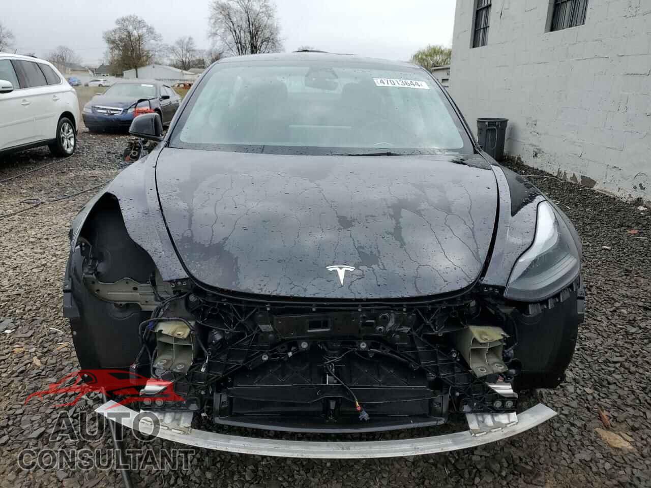 TESLA MODEL 3 2022 - 5YJ3E1EBXNF310017