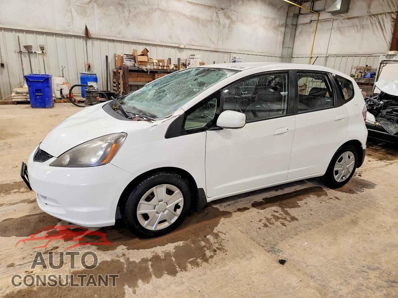 HONDA FIT 2013 - JHMGE8G38DC024984